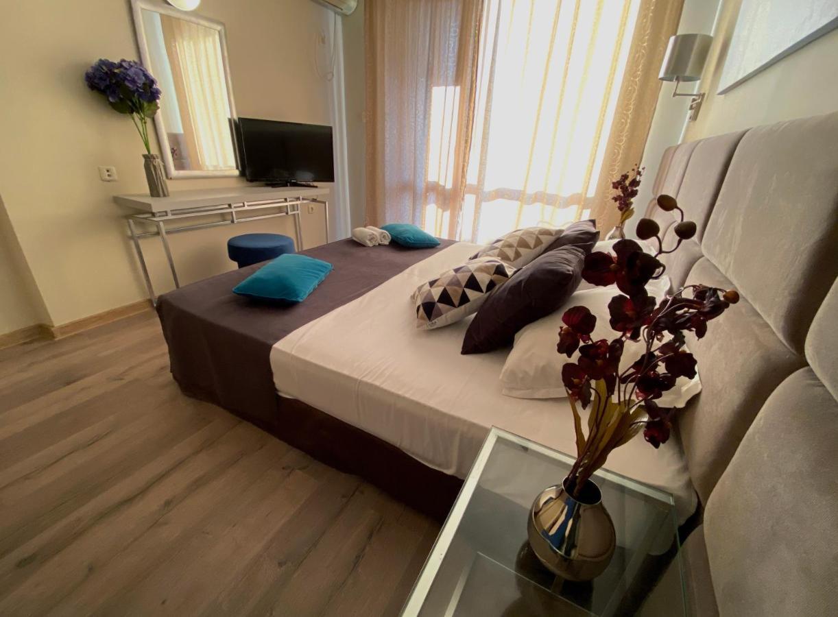Apart Hotel Primavera 2 Primorsko Bagian luar foto