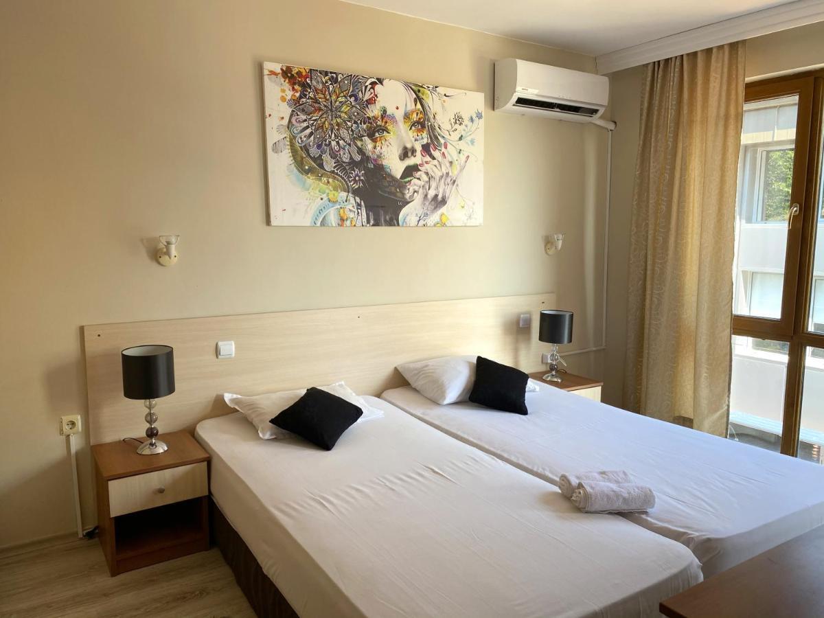 Apart Hotel Primavera 2 Primorsko Bagian luar foto